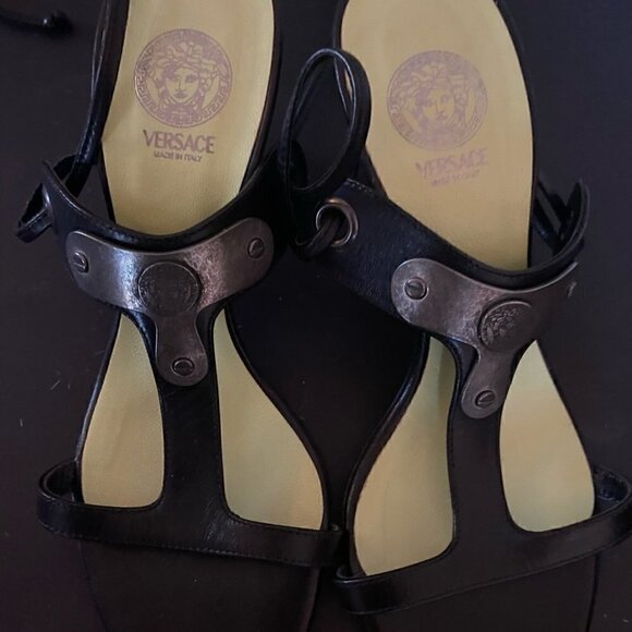 Versace leather sandals - Picture 5 of 7